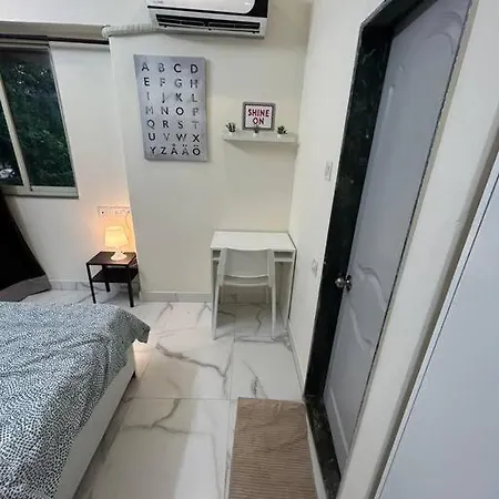 Apartment Compact 2 Bhk With Balconies Khar West - By Kapishbnb