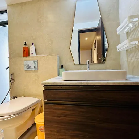 1.5br Service In Bkc By Florastays Apartment Mumbai