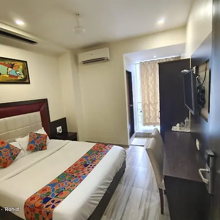 Glitz Axis International - Nr Iit & T2 3*