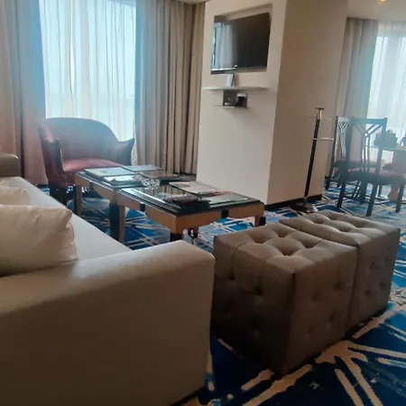 Marine Plaza 5* Mumbai