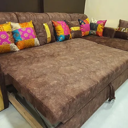 Osi Lilavati Bandra Apartment