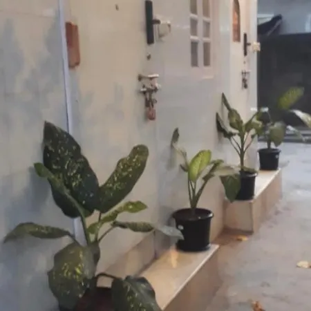 Ground Floor Khar Apartment Mumbai