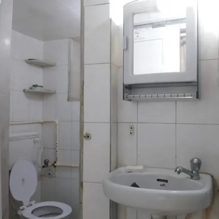 Apartment Ground Floor Khar *
