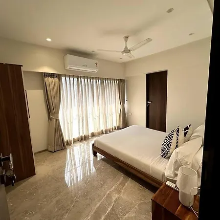 Luxury 2 Bhk Near Soho House *