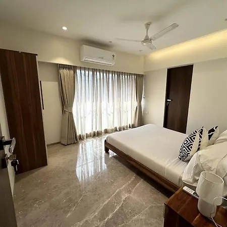 Luxury 2 Bhk Near Soho House Apartment Mumbai