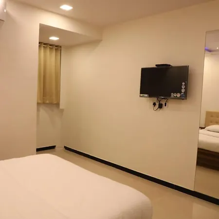 Hotel Galaxy 2*