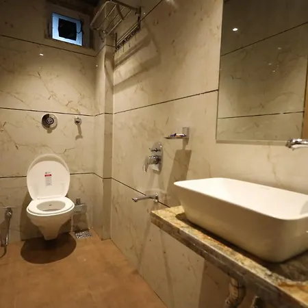 Hotel Galaxy 2*