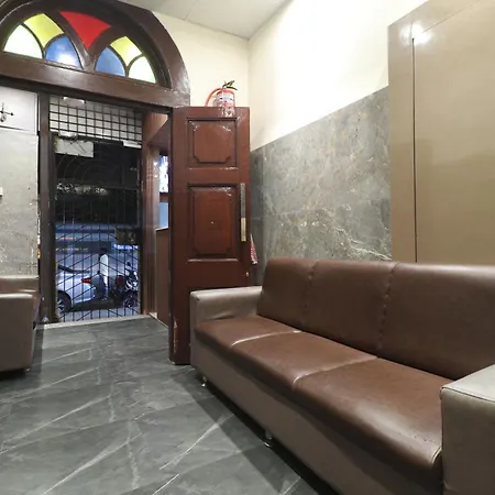 A K 3* Mumbai