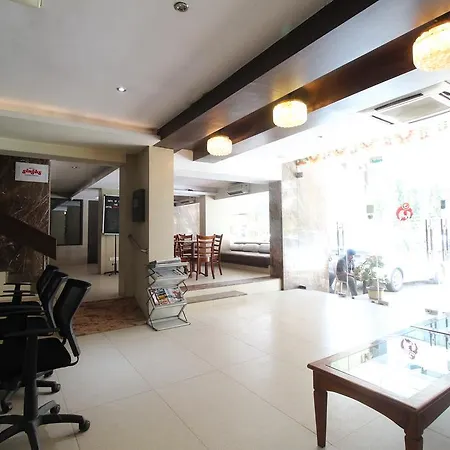 Hotel Samrat