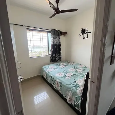 Sea View Flat For Daily Stays Mumbai