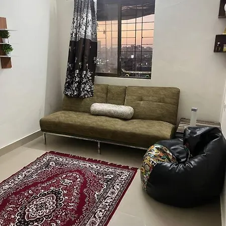 Sea View Flat For Daily Stays Mumbai