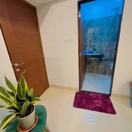 Homestay 1 Private With Free Food At Gorgaon