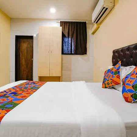 U Life Residency Guest house 3*