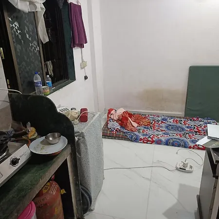Room's Mumbai