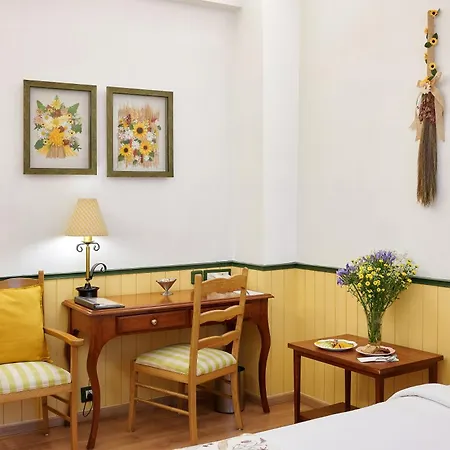The Gordon House - Near Gateway Of India Hotel Mumbai