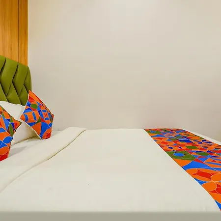 Fabexpress New Deepak - Nr & Csmt Station Hotel 2*