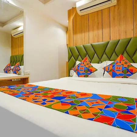 Hotel Fabexpress New Deepak - Nr & Csmt Station 2*