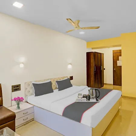 Oyo Salt House Hotel 3*