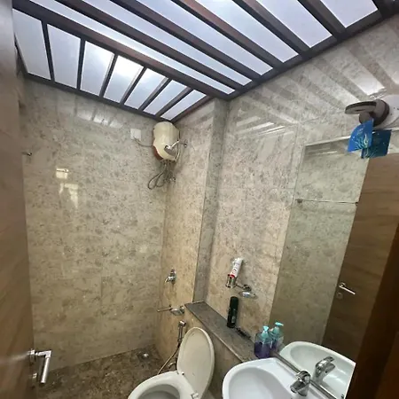 Airport Apartment