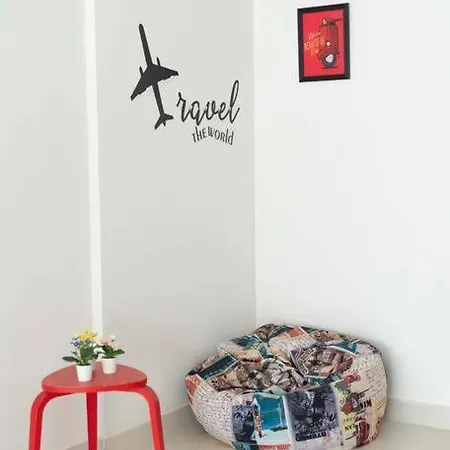 Spacious, Bright, Centre 3bhk Near Airport Apartment Mumbai