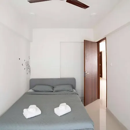 Spacious, Bright, Centre 3bhk Near Airport Apartment Mumbai