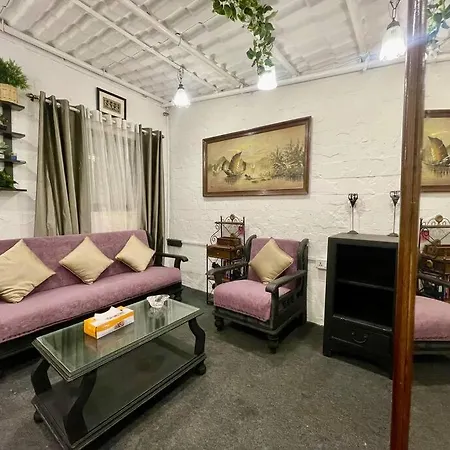 Independent Garden Cottage-bandra-carter Road Apartment Mumbai