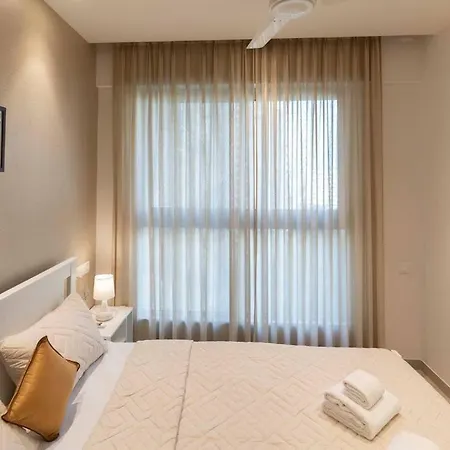 Apartment Ambient, Stylish 1bhk In Hiranandani Powai