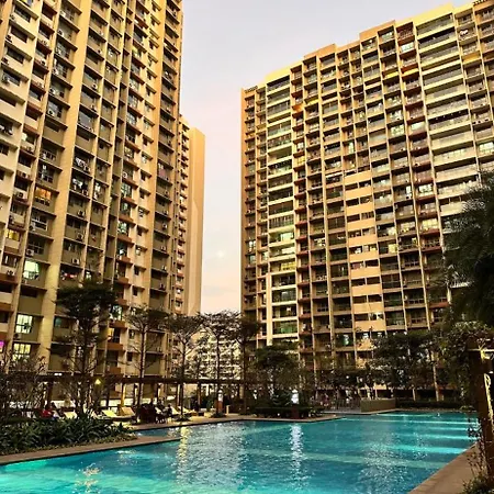 Airport Apartment