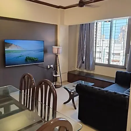 Cozy N Spacious 1bhk In Khar West Apartment Mumbai
