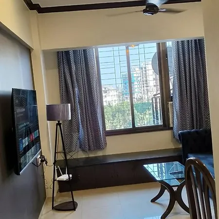 Cozy N Spacious 1bhk In Khar West *