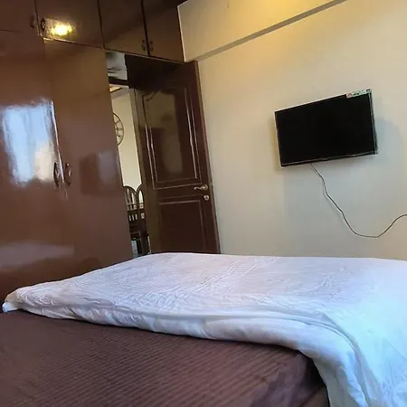 Cozy N Spacious 1bhk In Khar West Apartment *