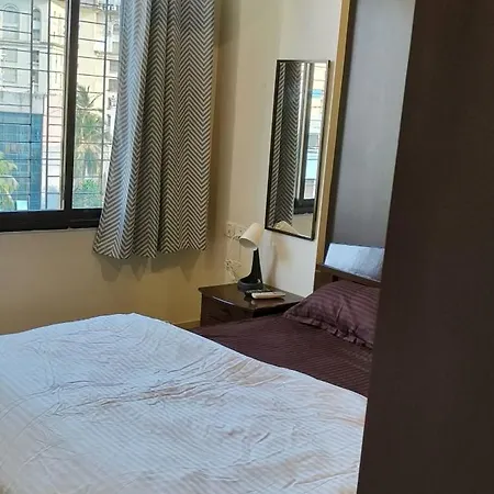 Cozy N Spacious 1bhk In Khar West *