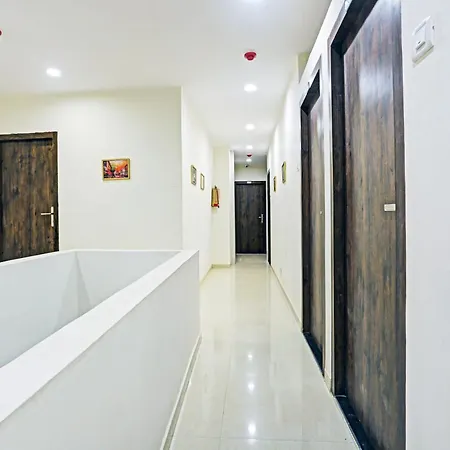 Hotel O Tawakkal 3*