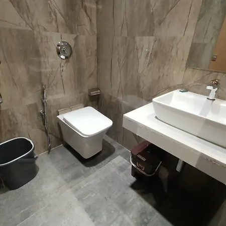 Hotel Beverly Palace Santacruz - Near Bkc - Airport T1 3*