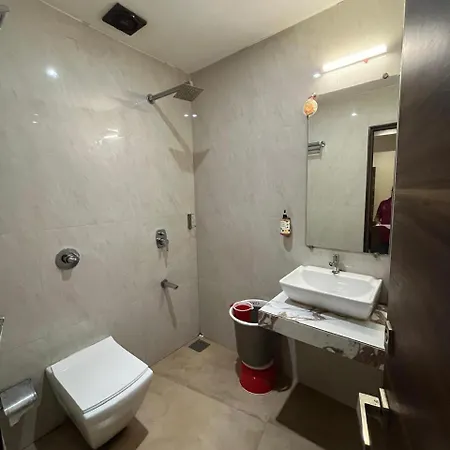 Shahi Darbar Terminal-2 Guest house *