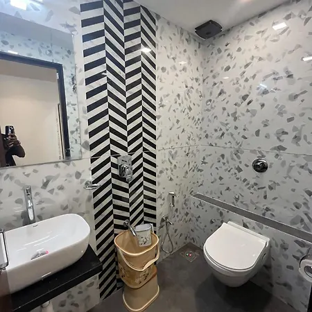 Shahi Darbar Terminal-2 Guest house *