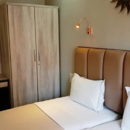 Spacious 1bedroom Near Airport *
