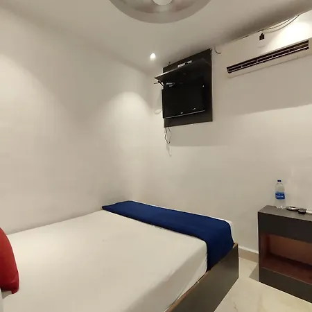 Hotel Aspen - Nr Airport Mumbai