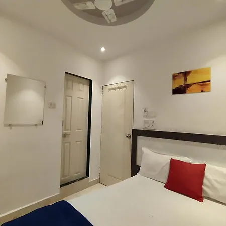Hotel Aspen - Nr Airport