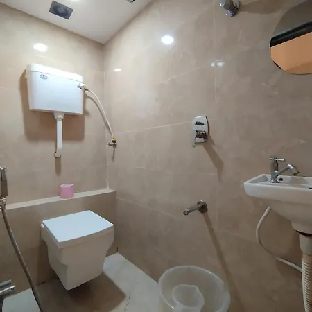 Hotel Aspen - Nr Airport Mumbai