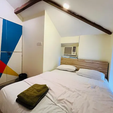 Rose 3bhk Bandra W By The Company - Eco * Mumbai