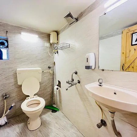 Rose 3bhk Bandra W By The Company - Eco Apartment Mumbai