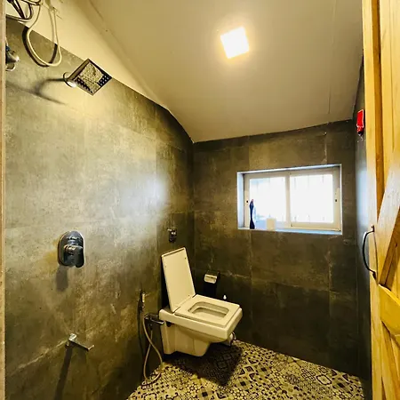 Rose 3bhk Bandra W By The Company - Eco Apartment *