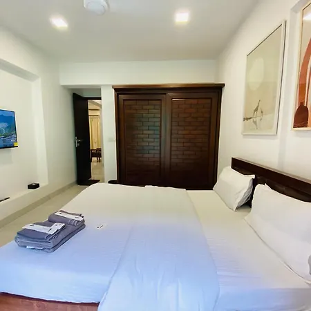 Apartment Apollo 2bhk Khar W By The Company Mumbai