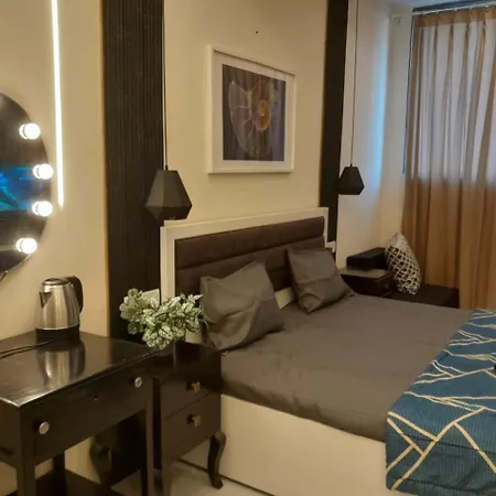 Apartment Ivy Splendour Private A, Oshiwara *