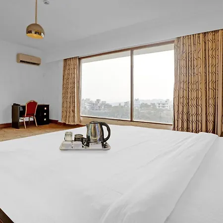 Townhouse Royal Palms Hotel Mumbai