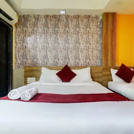 Icon Near T-2 International Airport Guest house 2*