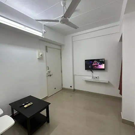 1br In Parel By Flora Apartment