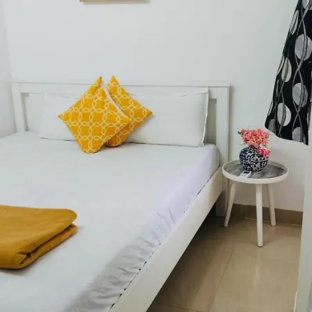 Apartment 1br In Parel By Flora Mumbai