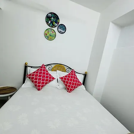 Apartment 1br In Parel By Flora